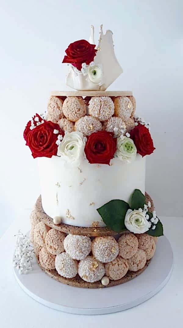 Wedding cakembouche