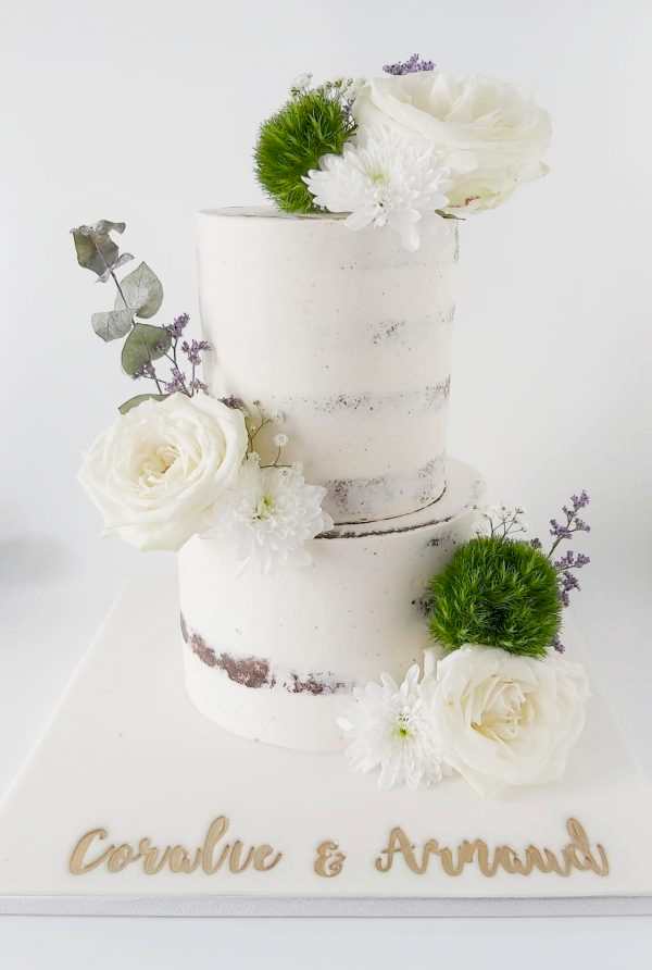 Wedding naked cake