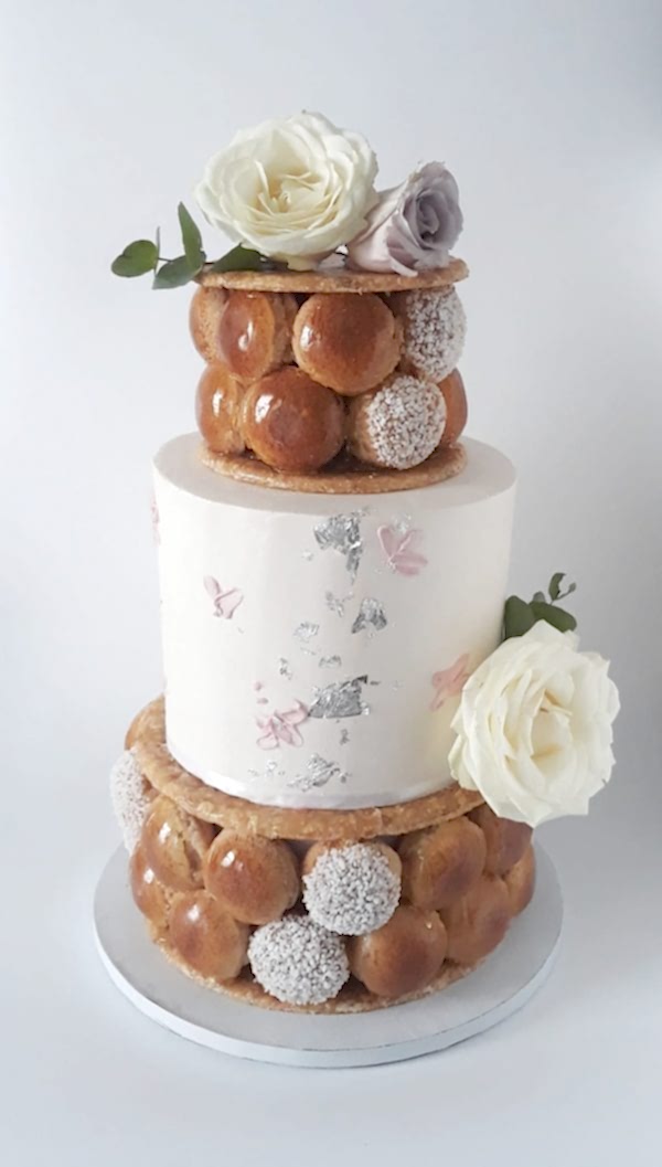 Wedding cakembouche